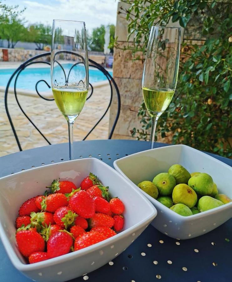 Holiday Home Iva With Pool Sukošan المظهر الخارجي الصورة