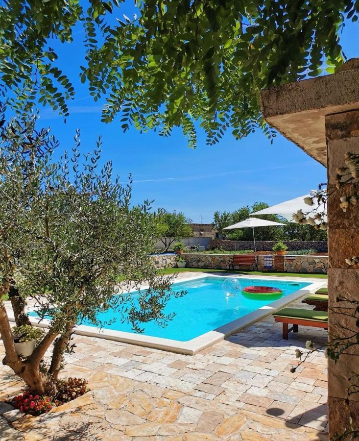 Holiday Home Iva With Pool Sukošan المظهر الخارجي الصورة