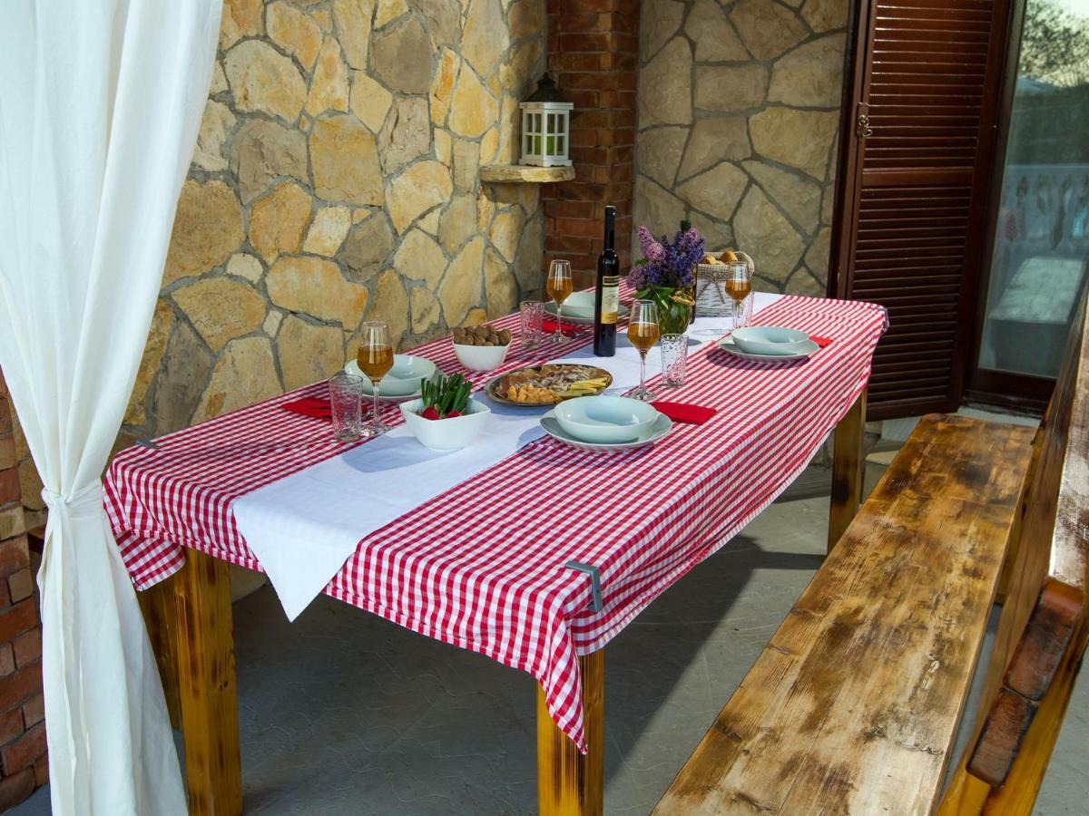 Holiday Home Iva With Pool Sukošan المظهر الخارجي الصورة